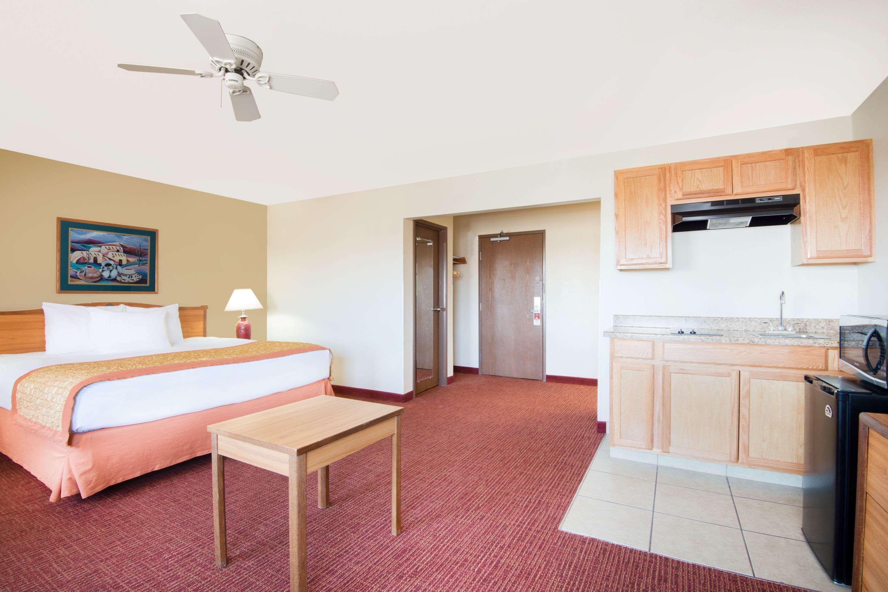 Hawthorn Suites By Wyndham Albuquerque Esterno foto