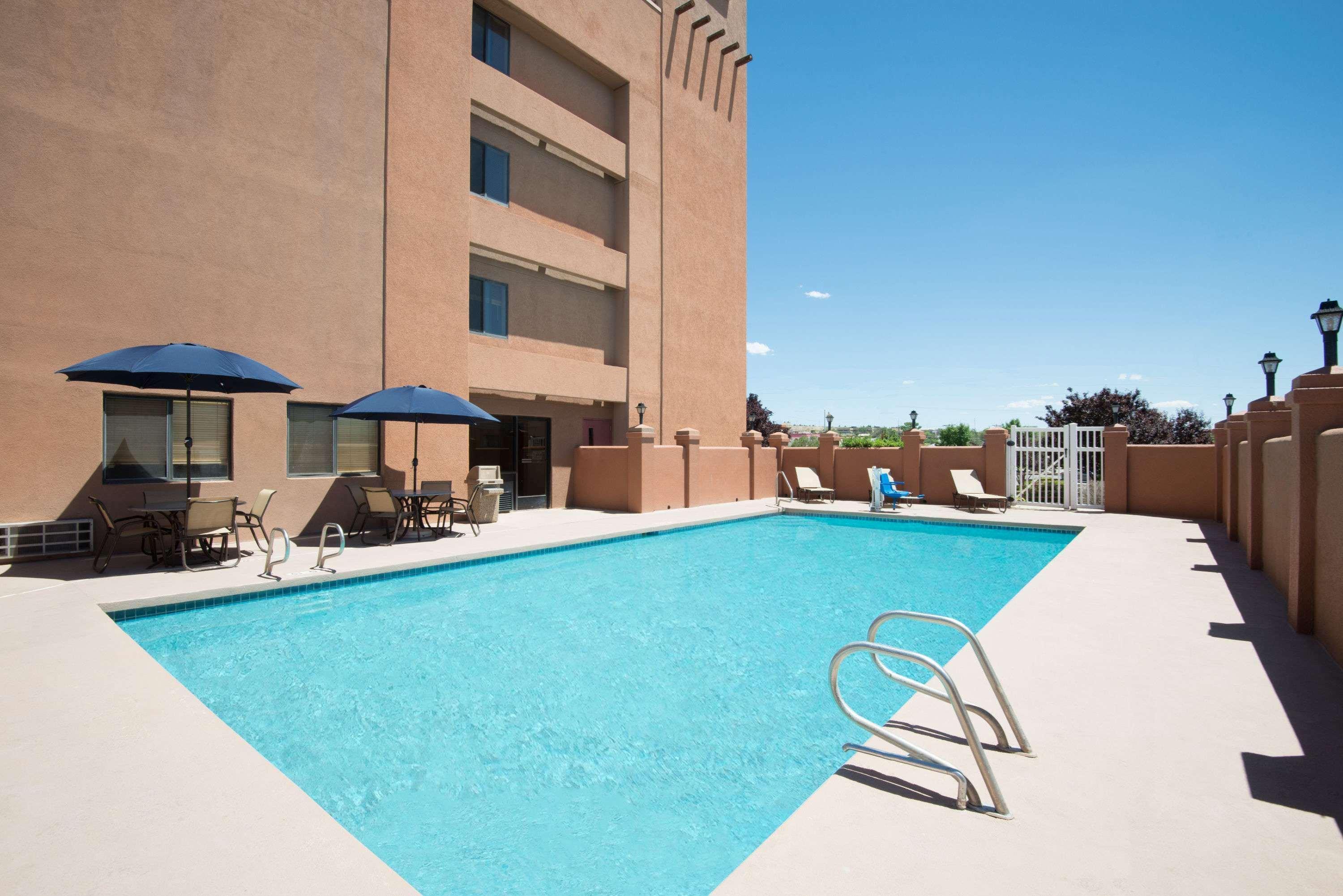 Hawthorn Suites By Wyndham Albuquerque Esterno foto